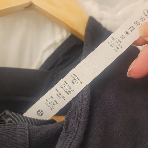 Lululemon All Yours Cropped Hoodie - Picture 7 of 8